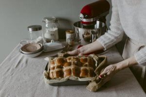 hot cross buns