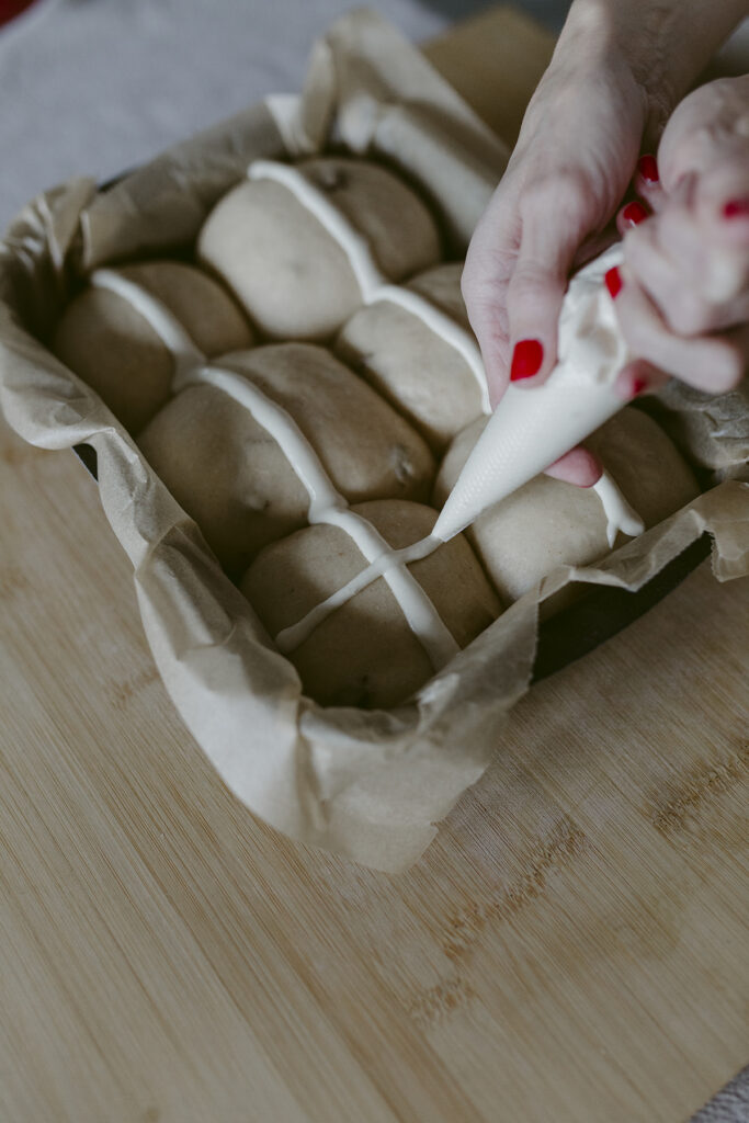 hot cross buns