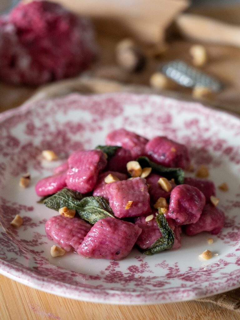 gnocchi di barbabietola