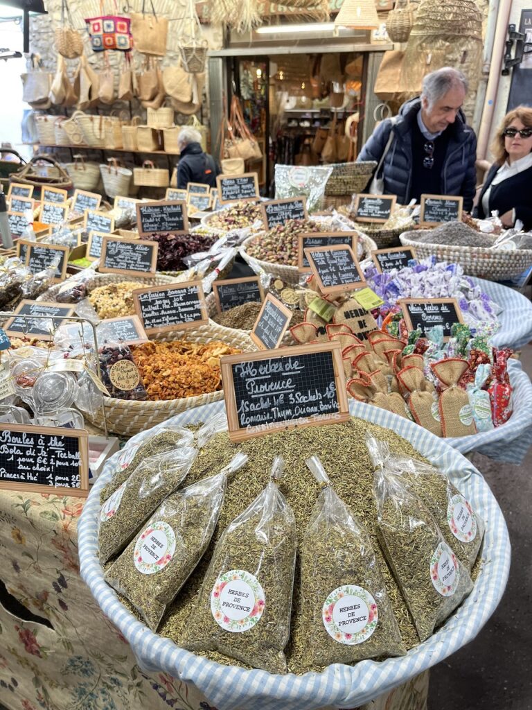 antibes cosa vedere e dove mangiare