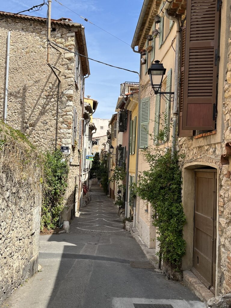 antibes cosa vedere e dove mangiare