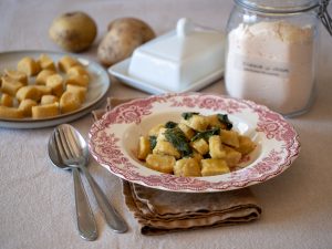 gnocchi con farina di ceci