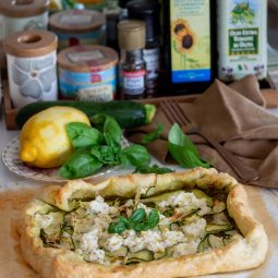 Torta salata pesto e zucchine