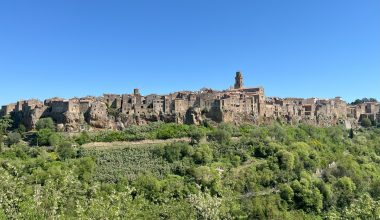 Vista su Pitigliano