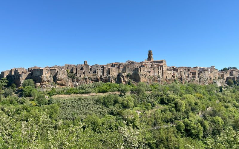 Vista su Pitigliano