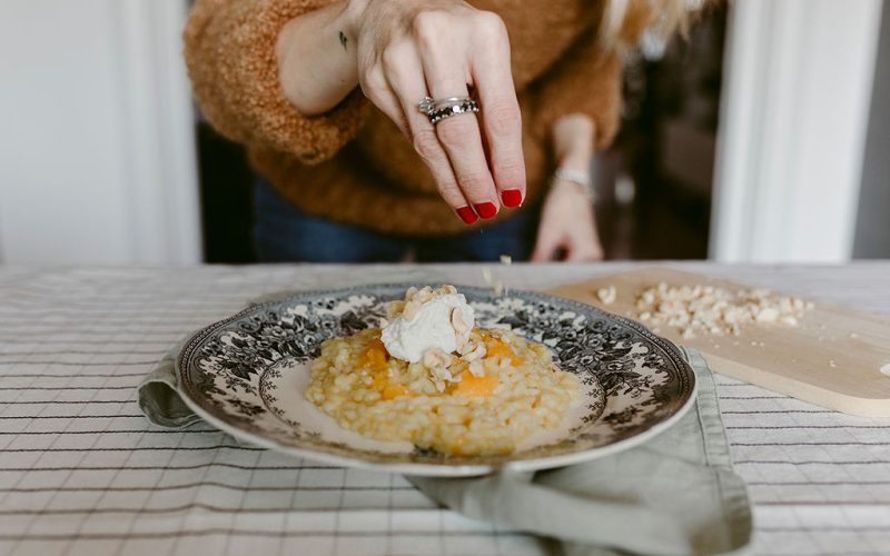 Risotto alla zucca, caprino e nocciole