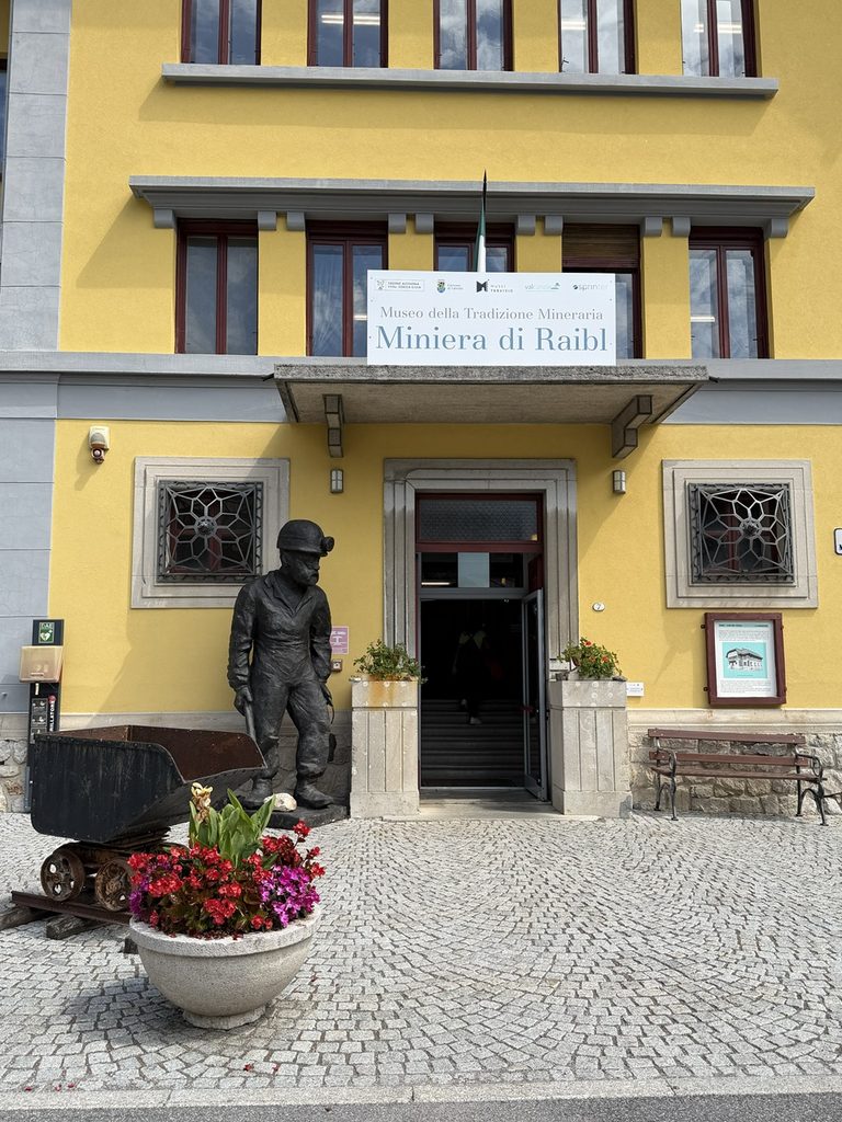 6 giorni nelle Alpi Giulie tra Carnia, Val Resia e Val Canale