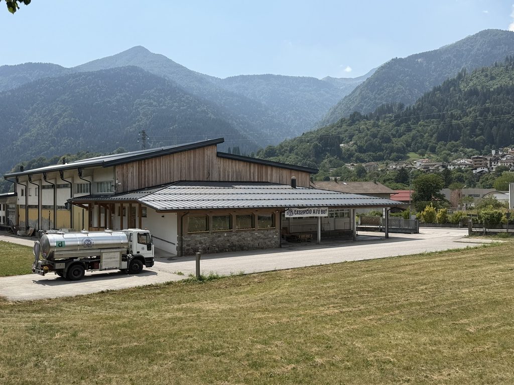 6 giorni nelle Alpi Giulie tra Carnia, Val Resia e Val Canale