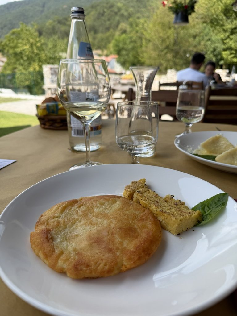 Alpi Giulie, viaggio autentico nella cucina di confine